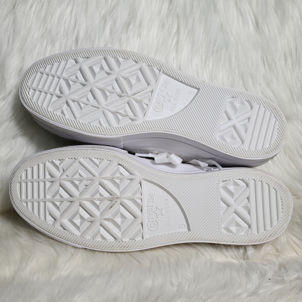 Converse Chuck Taylor All Star Lift Platform White Women 7 NWOB - Picture 5 of 6